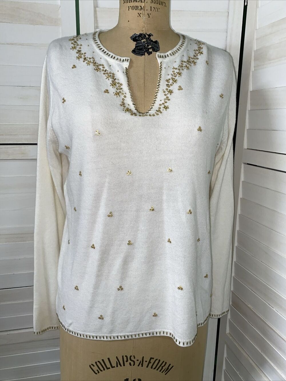 Designers Originals Luxelon Women’s Pullover Sweater Cream Gold Beads Sz Large